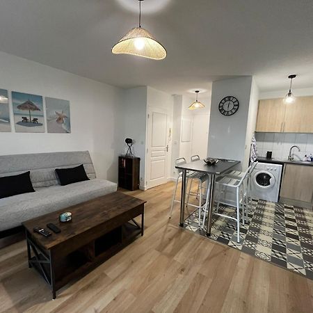 Appartement Avec Jardin A Rochefort Eksteriør bilde