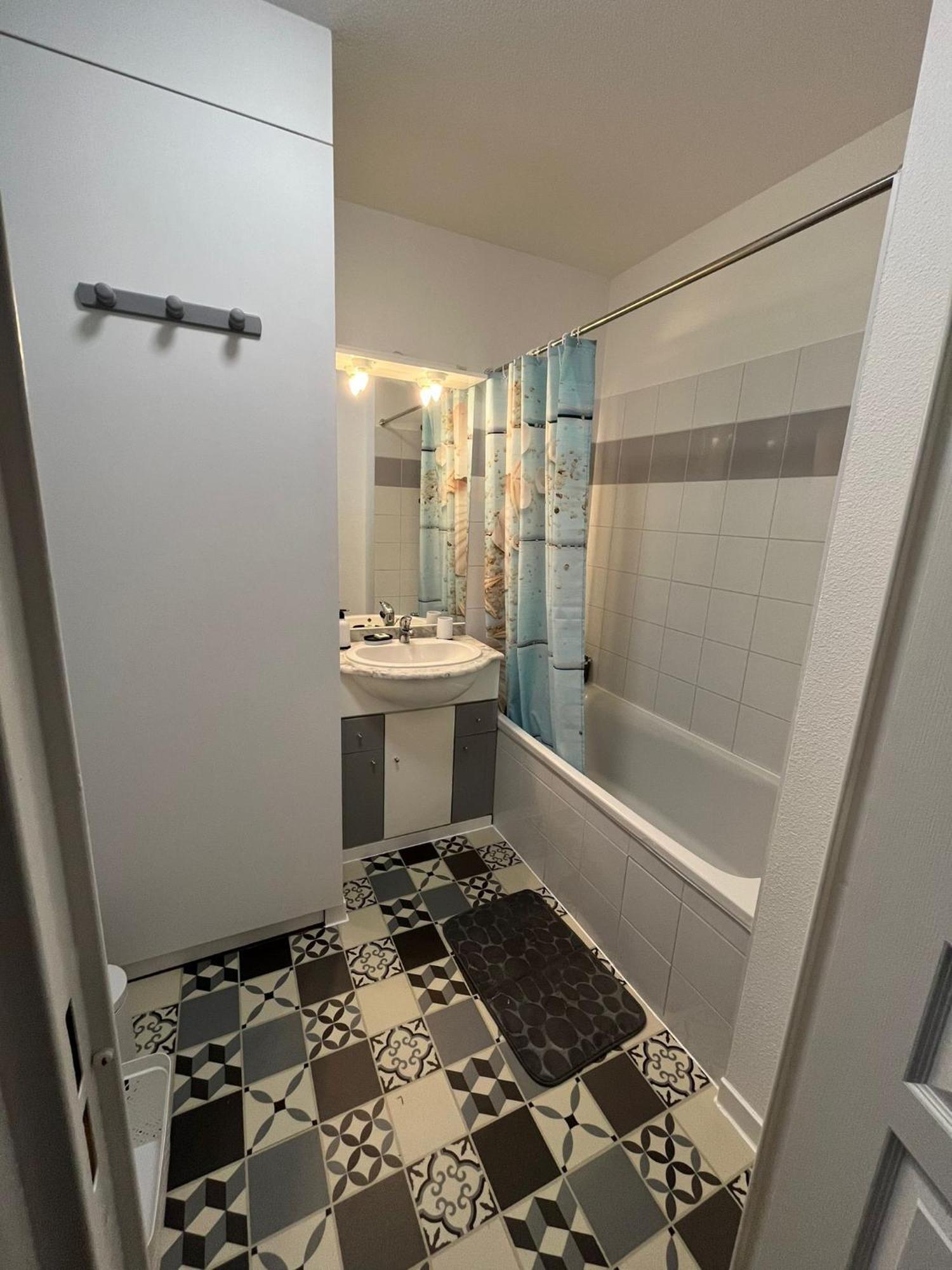 Appartement Avec Jardin A Rochefort Eksteriør bilde